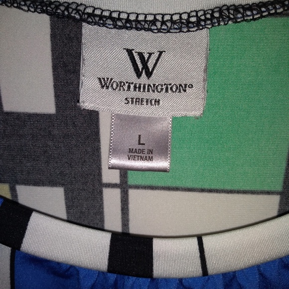 Beautiful block shirt - Picture 2 of 3